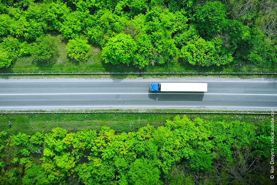 Firmy logistyczne dążą do obniżenia emisji CO2